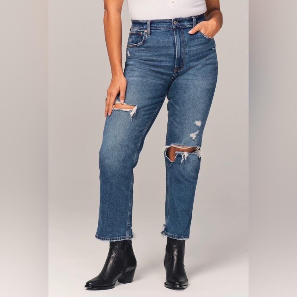 Abercrombie The Ankle Straight Ultra High Rise Distressed Jeans Size 2S
